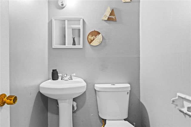 110-112 Evelyn Street, Gates, NY 14606