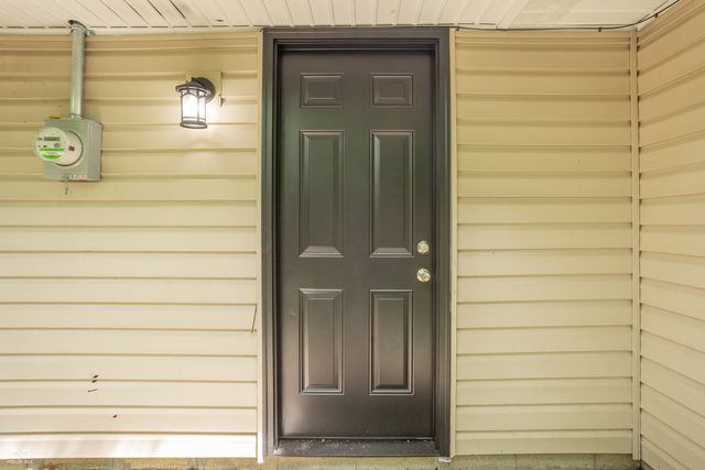 9969 Montery Road, Indianapolis, IN 46235