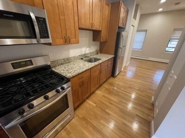 16 Pompeii St 3, Boston, MA 02119