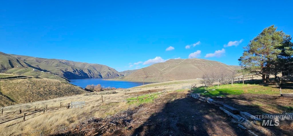 531 Silcott Road, Clarkston, WA 99403 photo 3