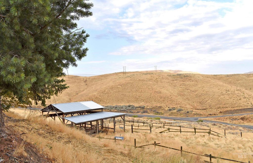 531 Silcott Road, Clarkston, WA 99403 photo 43