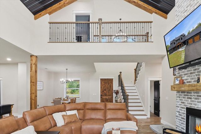 330 HIGHWAY 40 E, Inglis, FL 34449