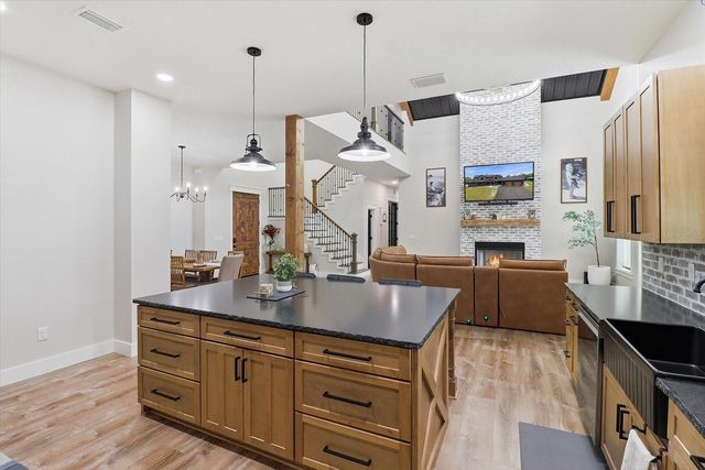 330 HIGHWAY 40 E, Inglis, FL 34449