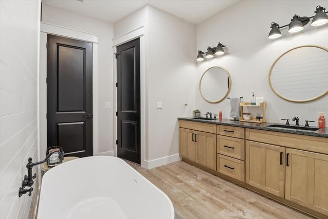 330 HIGHWAY 40 E, Inglis, FL 34449