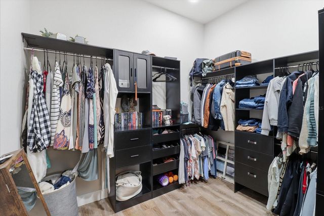 330 HIGHWAY 40 E, Inglis, FL 34449