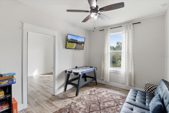 330 HIGHWAY 40 E, Inglis, FL 34449