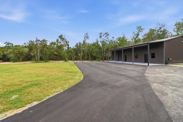 330 HIGHWAY 40 E, Inglis, FL 34449