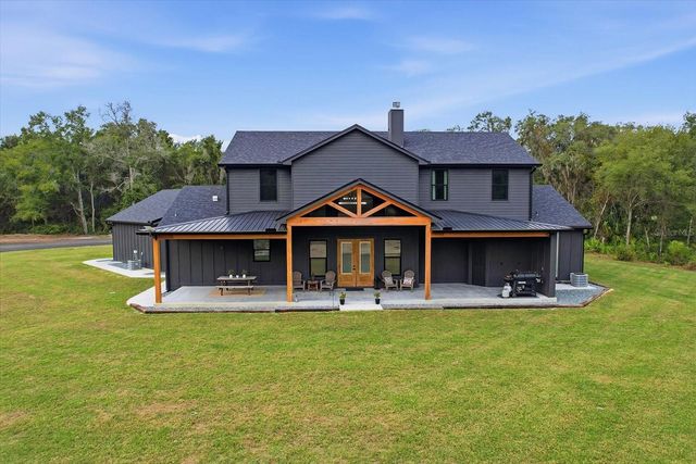 330 HIGHWAY 40 E, Inglis, FL 34449