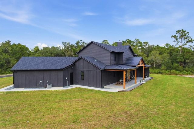 330 HIGHWAY 40 E, Inglis, FL 34449