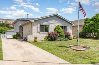 17201 68th Court, Tinley Park, IL 60477