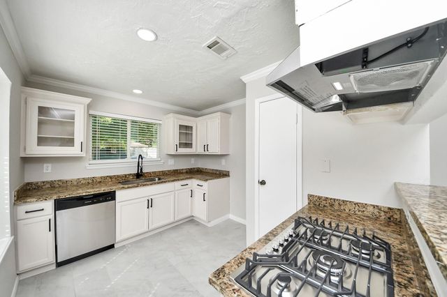 5132 Beaverhill Drive, Houston, TX 77084
