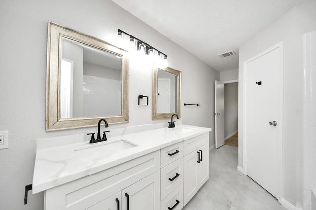 5132 Beaverhill Drive, Houston, TX 77084