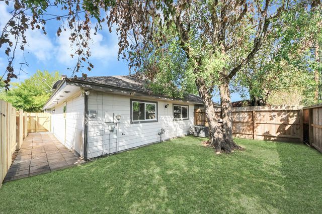 5132 Beaverhill Drive, Houston, TX 77084
