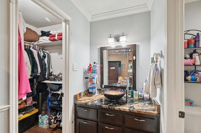 7813 Creek Wood Drive, Rowlett, TX 75089