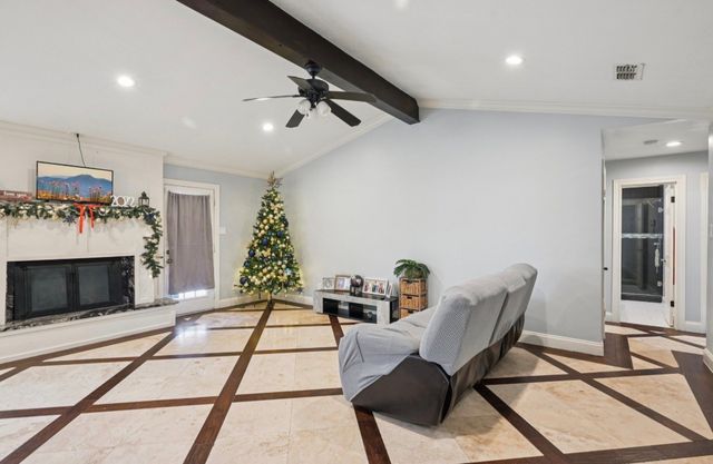 7813 Creek Wood Drive, Rowlett, TX 75089