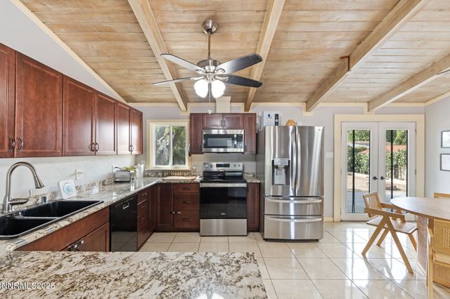 1121 Greenbrae Drive, Sparks, NV 89431