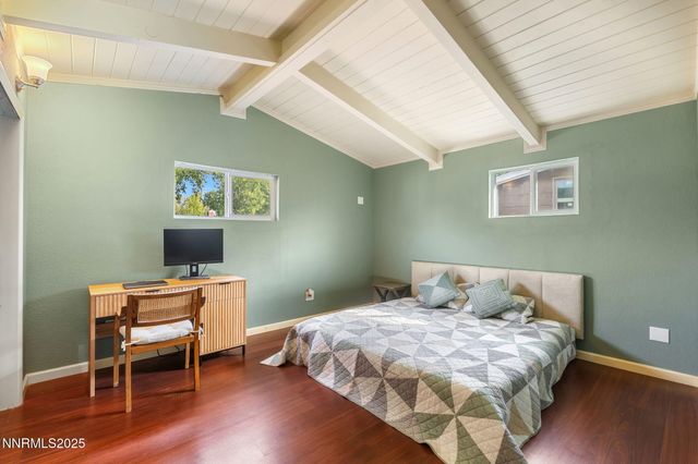 1121 Greenbrae Drive, Sparks, NV 89431