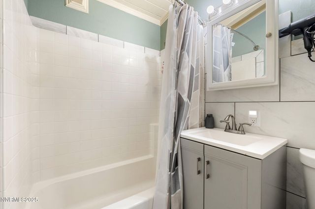 1121 Greenbrae Drive, Sparks, NV 89431