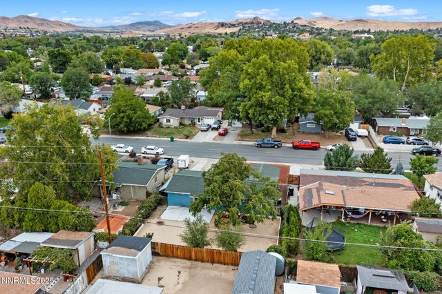 1121 Greenbrae Drive, Sparks, NV 89431