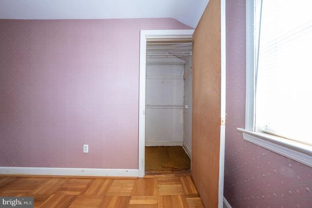 410 W GRAYS AVE, Glenolden, PA 19036