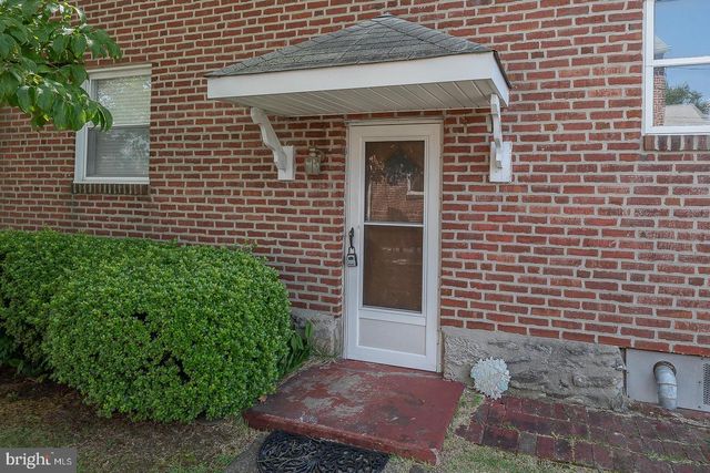 410 W GRAYS AVE, Glenolden, PA 19036