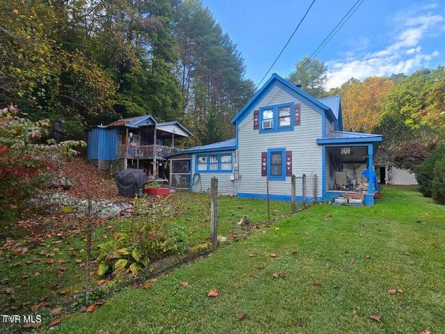 123 Mcmahan Gibbs Road, Roan Mountain, TN 37687