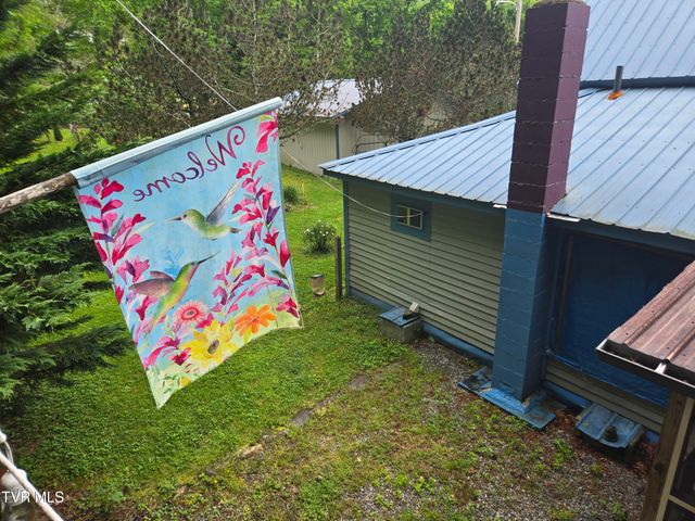 123 Mcmahan Gibbs Road, Roan Mountain, TN 37687