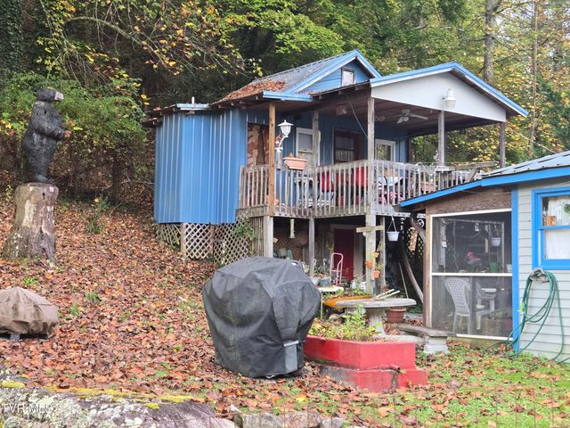 123 Mcmahan Gibbs Road, Roan Mountain, TN 37687
