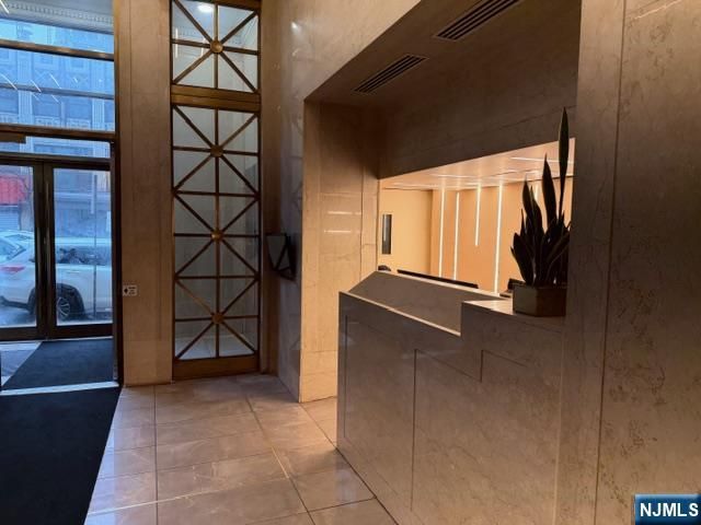 35 Journal Square 628, Jersey City, NJ 07306