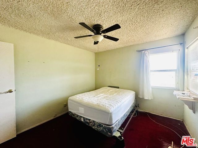 15561 Ash Street, Hesperia, CA 92345