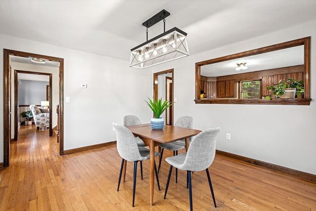 89 W Meadow Rd, Lowell, MA 01854