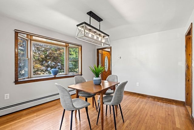 89 W Meadow Rd, Lowell, MA 01854