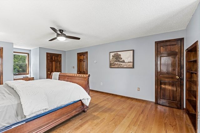 89 W Meadow Rd, Lowell, MA 01854