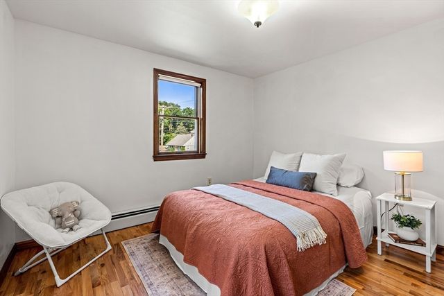89 W Meadow Rd, Lowell, MA 01854