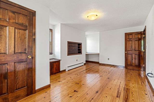 89 W Meadow Rd, Lowell, MA 01854