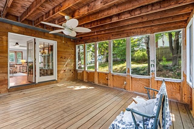 89 W Meadow Rd, Lowell, MA 01854