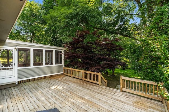 89 W Meadow Rd, Lowell, MA 01854