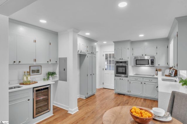 9 Melbourne Lane, Greenville, SC 29615