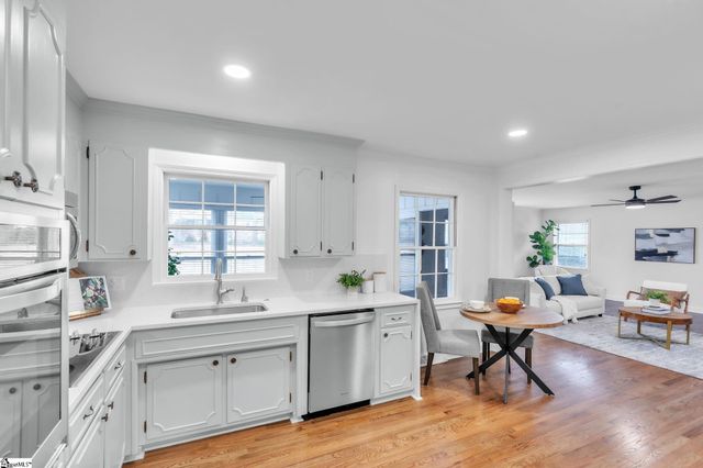 9 Melbourne Lane, Greenville, SC 29615