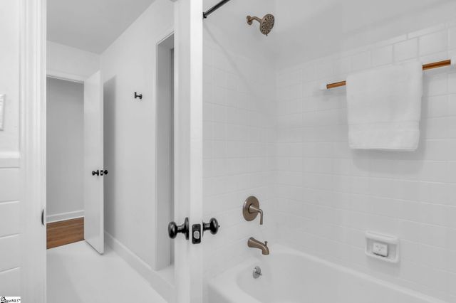 9 Melbourne Lane, Greenville, SC 29615