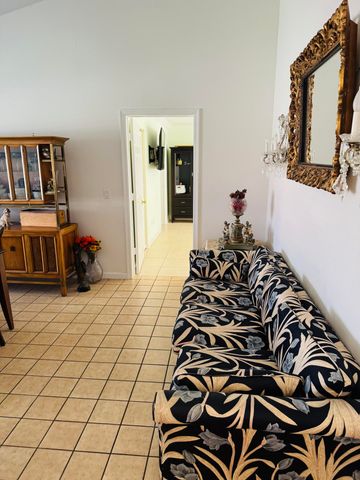 4134 Alpinia Ct Court N, Boynton Beach, FL 33436