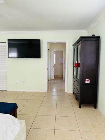 4134 Alpinia Ct Court N, Boynton Beach, FL 33436