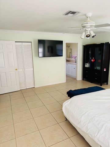 4134 Alpinia Ct Court N, Boynton Beach, FL 33436