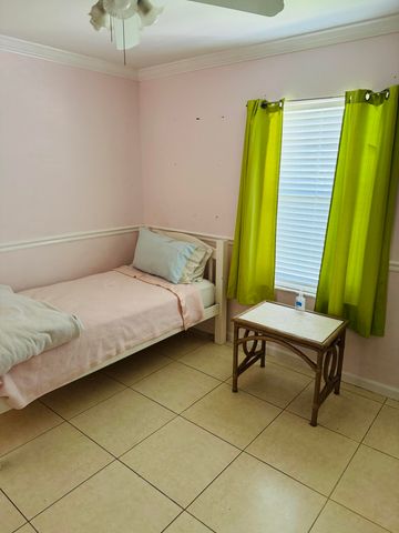 4134 Alpinia Ct Court N, Boynton Beach, FL 33436