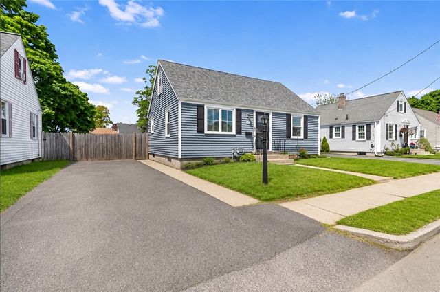 107 Olympia Avenue, Pawtucket, RI 02861
