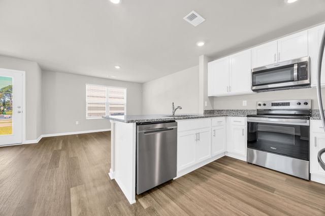 180 Harvest Gold Dr. A6, Conway, SC 29526