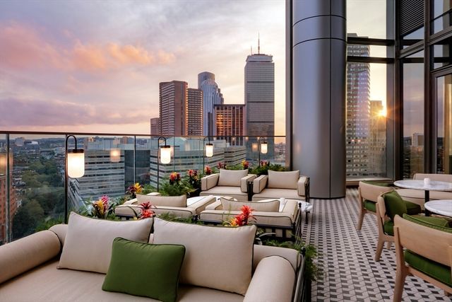 430 Stuart 1618, Boston, MA 02116