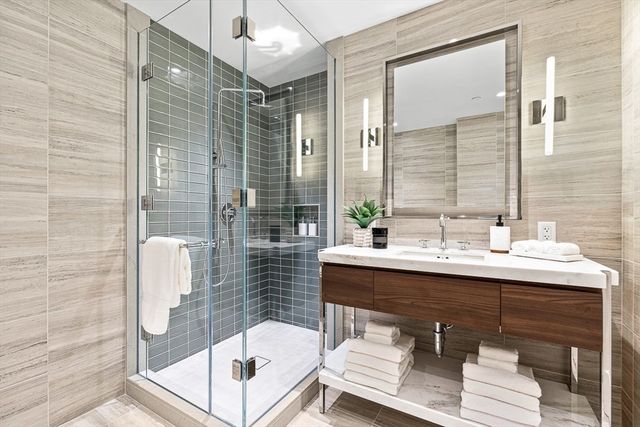 430 Stuart 1618, Boston, MA 02116