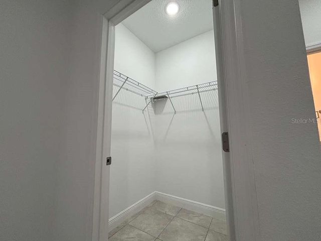 9130 N MENDOZA WAY 1, Citrus Springs, FL 34434