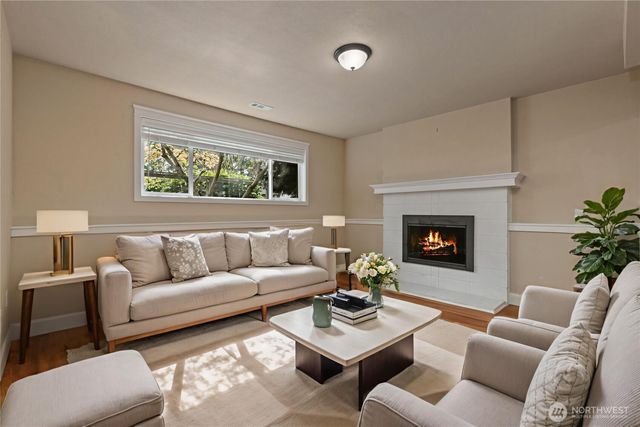 22232 4th Place W, Bothell, WA 98021